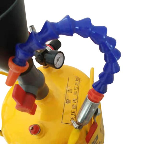 Metal Oil Injector Pneumatic Automobile Engine Parts 10l