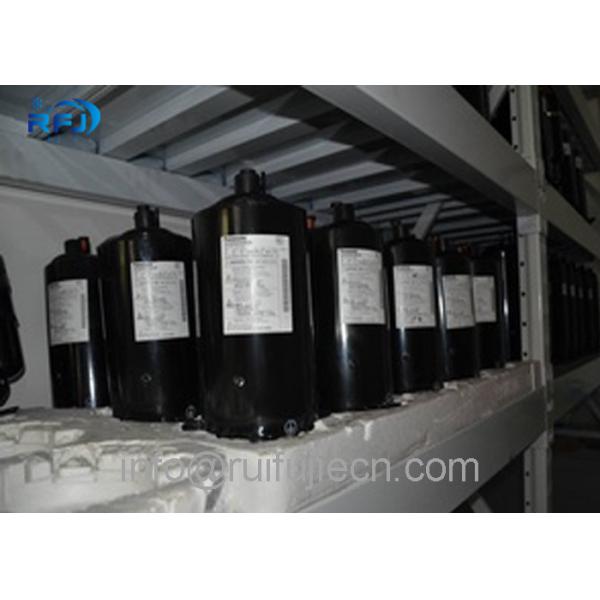 TOSHIBA Rotary Refrigeration Compressor PH400G2CS -4KU1 R22 220-240V / 50Hz