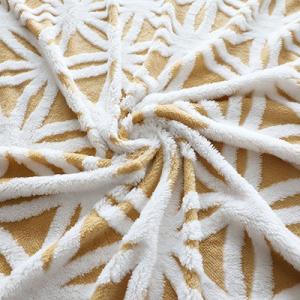 China Sunflower Jacquard Shu Velveteen Fabric 280gsm For Home Textile Blanket Pillowslip wholesale