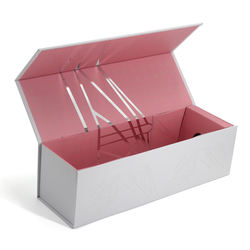 Cardboard Gift Box For Champagne Bottle CMYK Color Premium Foldable