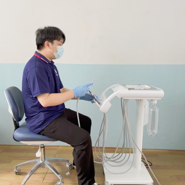 1 Year Warranty Vet Dental Treatment Unit Unique Design Mobile Dental Therapy Machine
