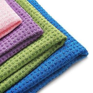 China Hot yoga towel with silicon dots wholesale