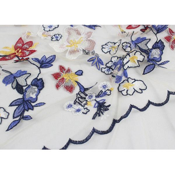 Wedding Embroidered Lace Fabrics , Scalloped Edge Lace Mesh Fabric For Gown