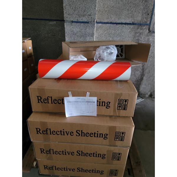 Road Safety Traffic Sign Chevron Reflective Sheeting Vinyl With Red / Yellow Stripes