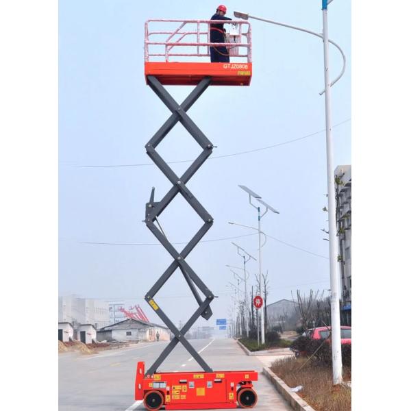Scissor lift with extended platform