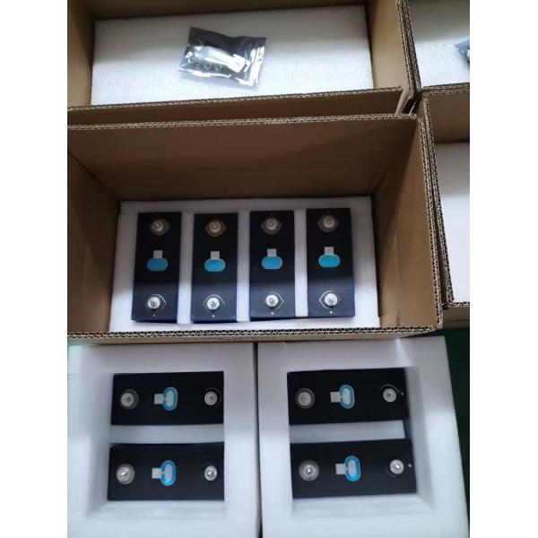 3.2V 105AH LiFePO4 Prismatic Battery Cell for Solar Energy Storage Solution