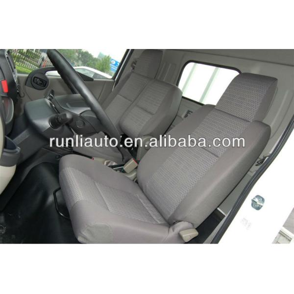 Nissan Light Duty Mini Refrigerator Van Truck for Frozen Food 115 Km/h