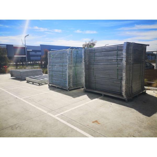 40x40 1.8M x 2.1M Heavy Duty Portable Cow Fence Panels 6 Oval Bars 30*60mm