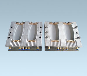 China High Strength Plastic Bottle Mold SS2316 / Al7075 And BeCu Materials on sale