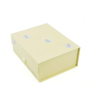 China Custom Foldable Magnetic Gift Box | Folding large Cardboard Gift Boxes wholesale