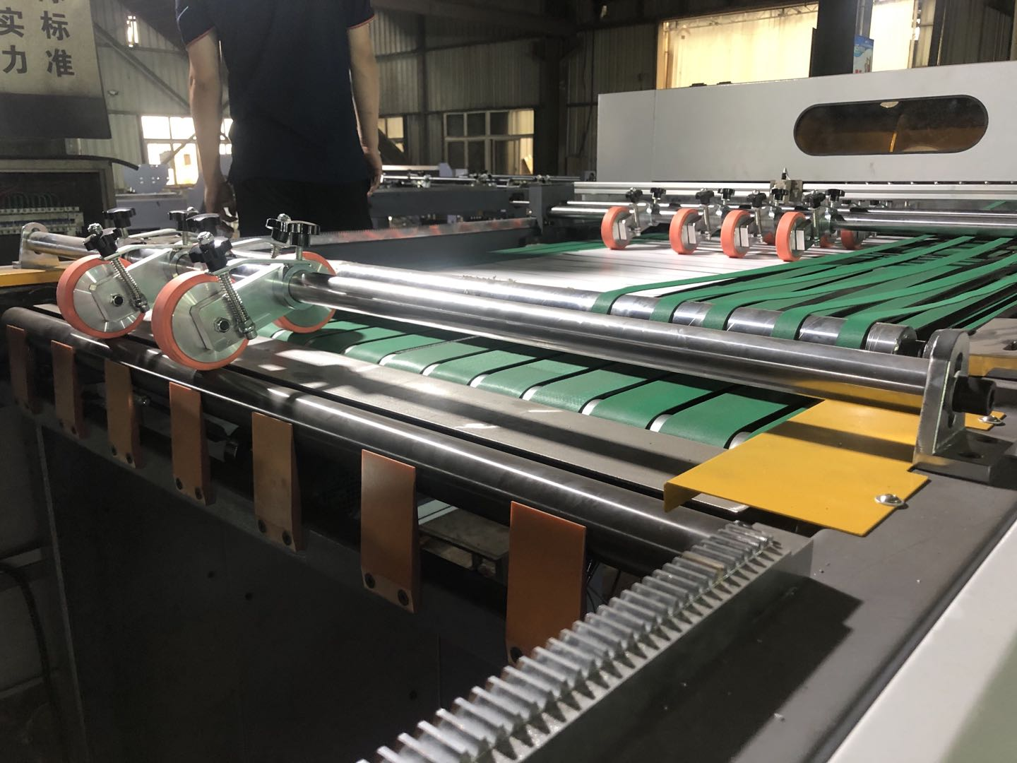 High speed Sheet Cutter C1400B-2 rolls