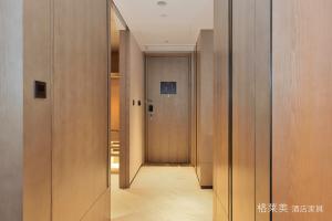 China Customized MDF HDF Wood Veneer Wall Panels For Bathroom Walls wholesale