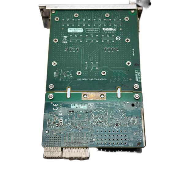 国家仪器 PXIe-2748 PXI 射频多路复用器开关模块