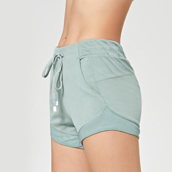 Oem Factory Manufacturer Custom Logo Women Anti Wrinkle Soft Running Shorts Breathable Yoga Shorts With Pockets