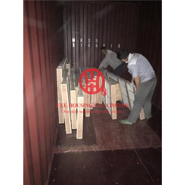 Modern Elegant Solid Wood Kitchen Cabinet with Excellent Design and Quality