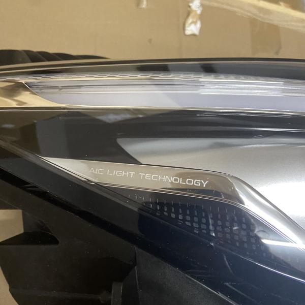 MG ZS 2019 White Left and Right Headlight OE 10550754 for Car Fitment MG SAIC Plastic