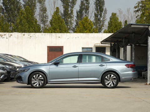 100% Electric Hybrid Sedans Plug In Hybrid Midsize 5 Seater Sedan