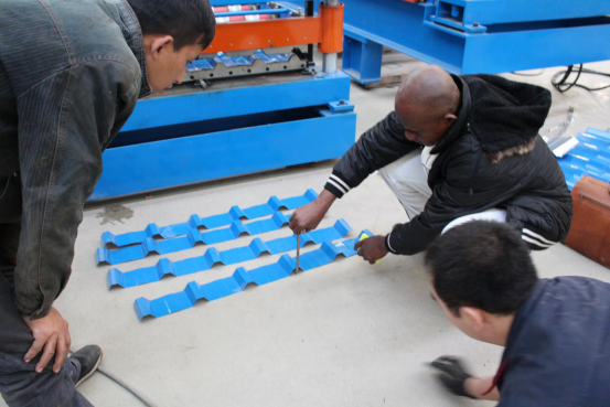 High speed metal roof tile IBR sheet roll forming machine for roof and wall