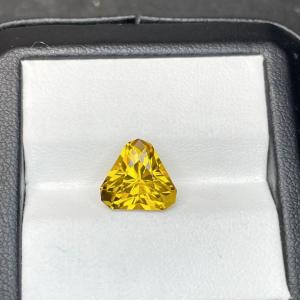 China Customized CZ  Yellow Sapphire Gem For Earring Elegant As Birthday Gifts wholesale
