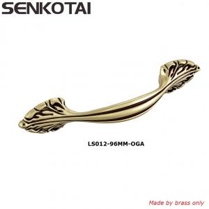 China Brushed brass cabinet pulls for furniture classic antique bronze  drawer pulls  hot  forged on sale