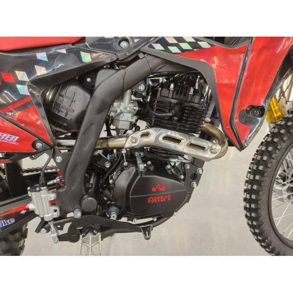 Off Road Riding 250cc 4 Stroke Enduro Bikes With Single Cylinder Air Cooled Engine