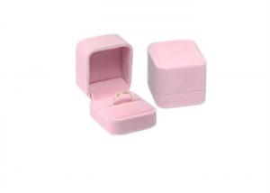 China Luxury Velvet Wedding Ring Jewelry Box Packaging Pink Elegant Style High Grade on sale