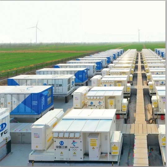 205KWh Commercial Energy Storage System Smart Energy Storage Cabinet With 100kw Pcs