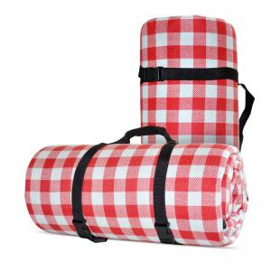 China 180*200 Picnic Rug Extra Large Picnic Blanket Red And White wholesale