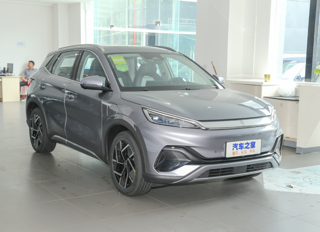 BYD's Flagship 2024 Series 's Top Electric SUV with 510km Range and 5 Seats 5 Doors