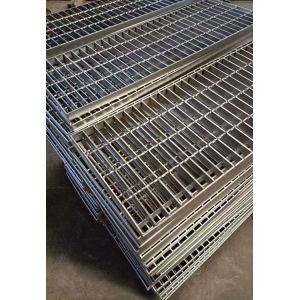 China Galvanized Metal Walkways Gratings / Industrial Walkway Grating 1.2M Width on sale