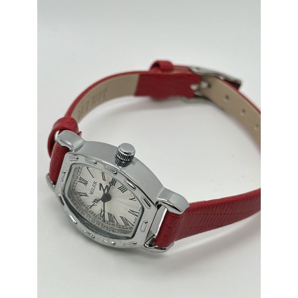 Leather Band White Dial Lady Quartz Watch Scratch Resistant With Luminous Hands