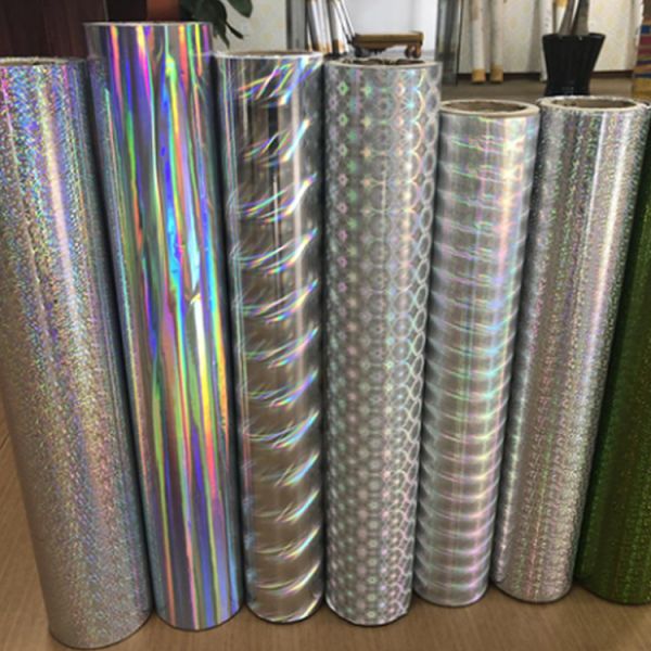 Self Adhesive Transparent Holographic Film Roll For Packaging Decoration