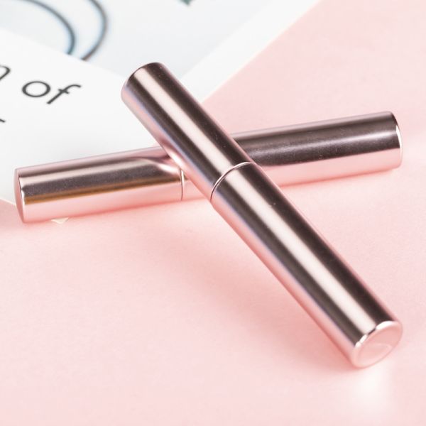 Acceptable OEM/ODM 10ml Customized Empty Rose Gold Eyelash Growth Serum Plastic PETG Bottle with Eyelashes Brush and Tube