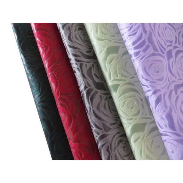 Waterproof Embossed Polyester Florist Wrapping Paper Roll Big Rose Pattern 60cm