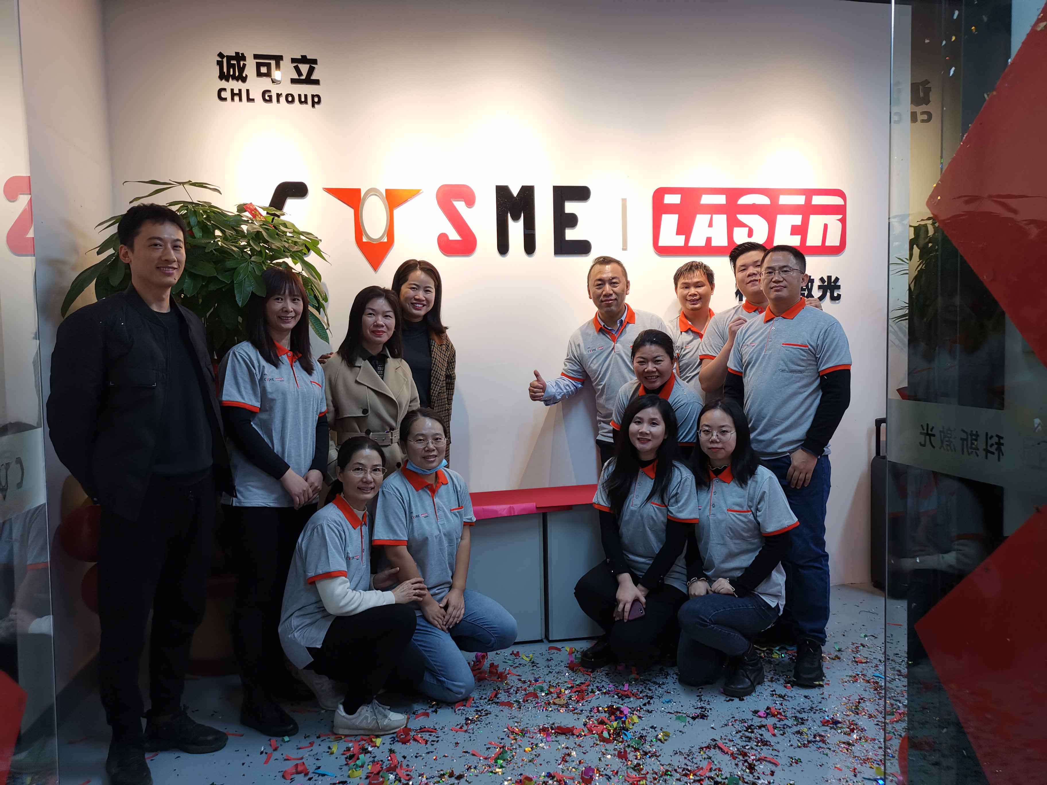 12V Type-C Car Battery Charger Jump Starter for Fast Charging Electric Auto Battery