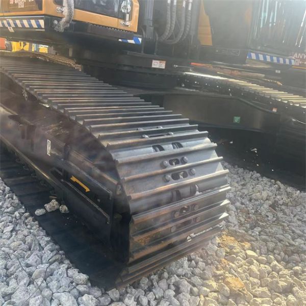 21Ton Second Hand Excavator Used Sany 215 Excavator SY215C Diesel Engine Powered