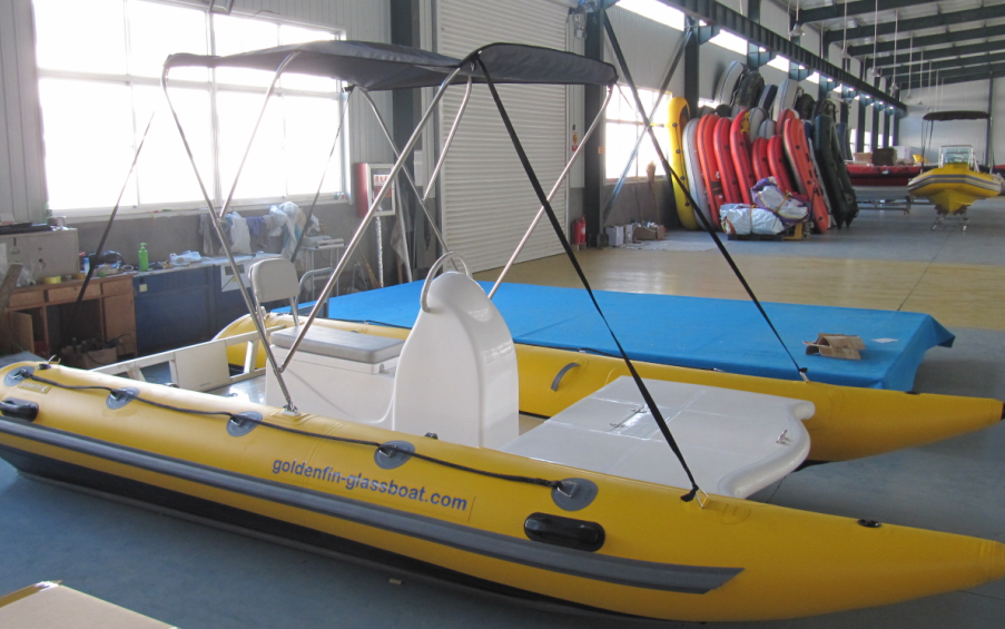 V - Shaped Bottom Catamaran Work Boat Easy Install 410cm With Fiberglass Plate