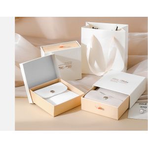 China Batch Customized LOGO White Powder Jewelry Box Velvet Bag Set Light Luxury World Cover Ring Jewelry Storage Drawer Box wholesale