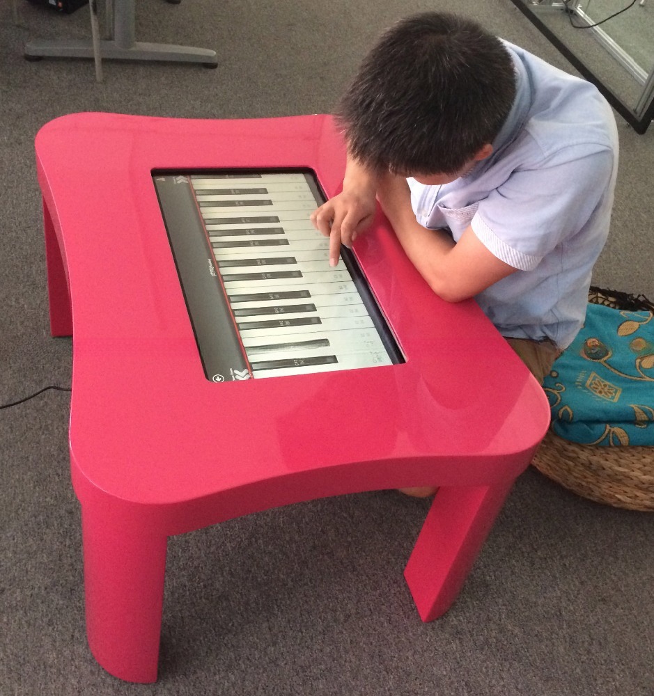 Factory smart table 18.5" 19" inch digital interactive game touchscreen table PC