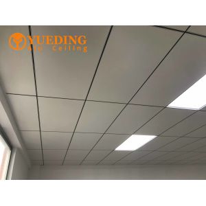 China Indoor Clip In Metal Ceiling 60X60Cm Aluminum Ceiling Panels Corrosion Resistant on sale