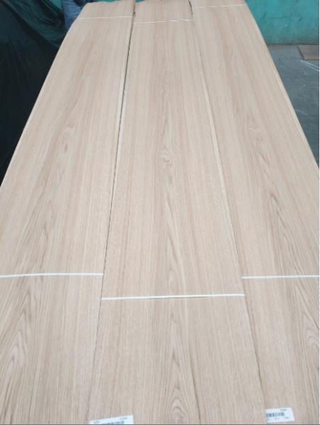 Quality 1.2mm American White Oak Natural Wood Veneers for Furniture Door Panels for sale