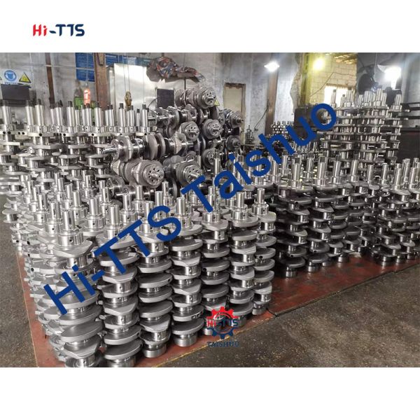 Diesel Engine Crankshaft H07C Diesel Engine Alloy Gold Crankshaft 13400-1583/134001583 for Hitachi EX220-5/EX270-5/EX230-5 Excavator