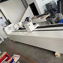 China 2KW Rotary Fiber Laser Engraver High Precision UV Rotary Laser Marking Machine wholesale