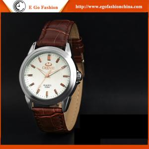 China 005A New Fashion Women Men Quartz Stainless Steel Watch Rhinestones Couple Leather Watches wholesale