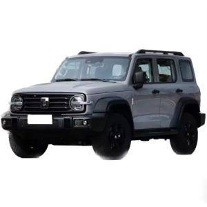China High-Speed Tank 300/500 SUV Gas Used Car Manual Gear Box with Dark Interior Leather Seats on sale