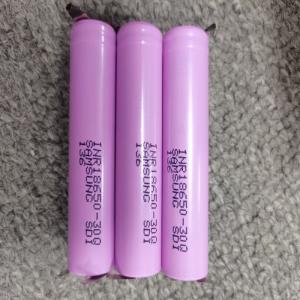 3.7V 3000mAh 18650 Lithium Ion Rechargeable Battery For Flashlight