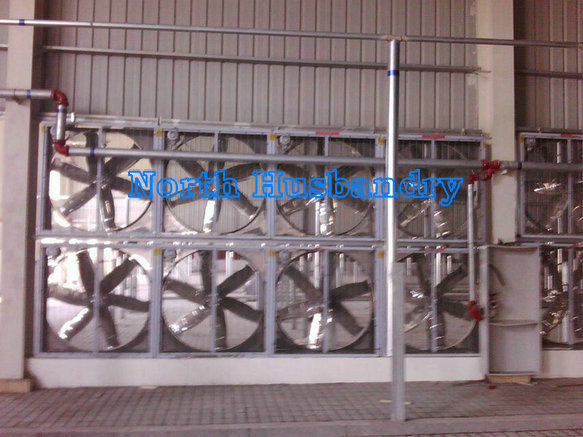 Evaporative cooling pad for greenhouse and poultry