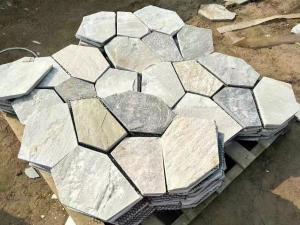 China 20mm Thickness Landscaping Slate Tiles And Flagstone Pavers on sale
