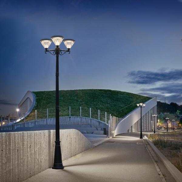 Durable Waterproof IP65 Outdoor Solar LED Landscape Pathway Light Decoration Light