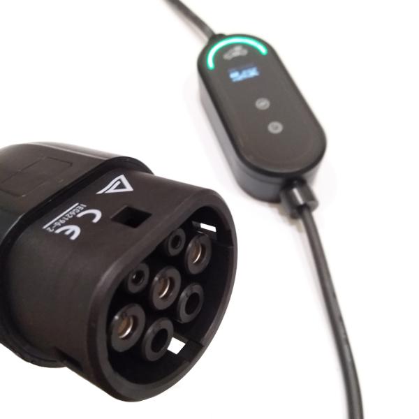 EV Car OEM Type2/Type1/GBT/NACS 3KW/7KW/11KW EV AC Portable Charger CE Certified TPU Material, IP67 Waterproof